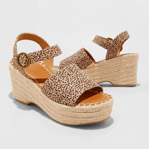 Universal Thread Shoes - Universal Thread Morgan Microsuede Two-Piece Espadrille Wedge Platform Sandals